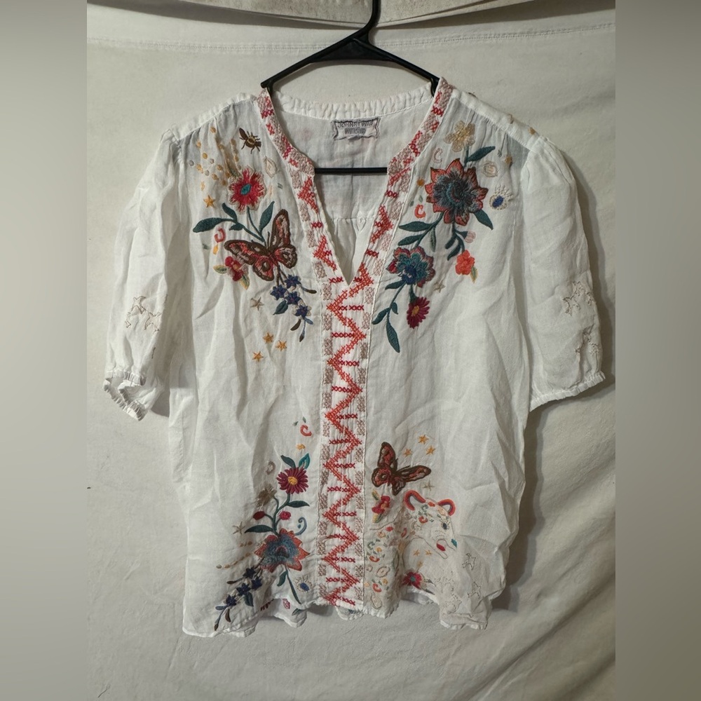 Johnny Was Embroidered White Floral Women's Top